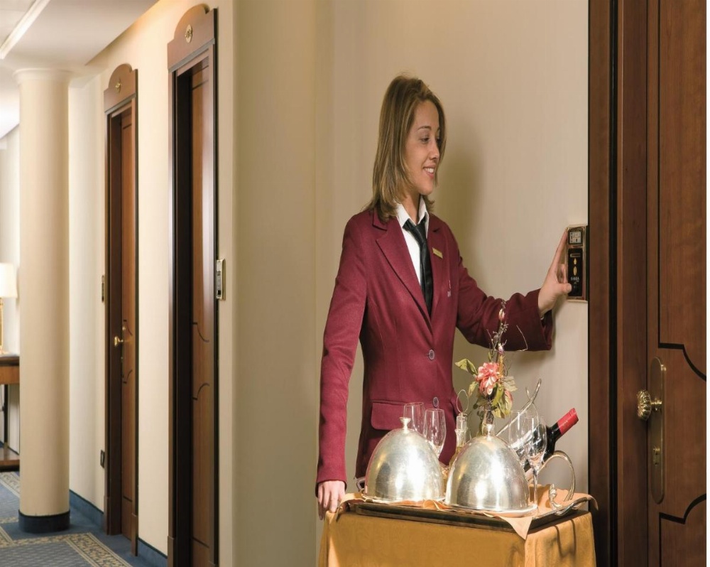Ramada by Wyndham Naples Image 18